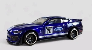 2020 FORD MUSTANG SHELBY GT500 Diorama Collectible DieCast Model Car 1:64 LOOSE - Picture 1 of 8