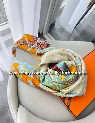 Pure 70% Cashmere 30% Silk Wrap Scarf Animals Nature Print Double Face Shawl 53" - Image 1 of 4