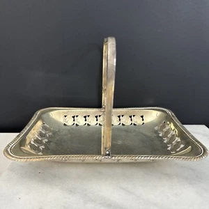VINTAGE, ART NOUVEAU STYLE. FRETTED SILVER PLATED CAKE DISH. 'YEOMAN PLATE' - Picture 1 of 11