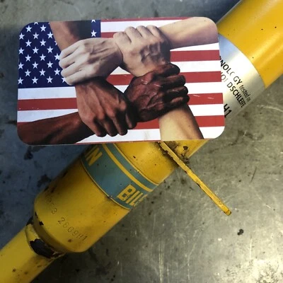 Amortiguador delantero único Bilstein B6 Perf HD Audi A8 D2 S8 A8L Quattro Foto 1 de 4