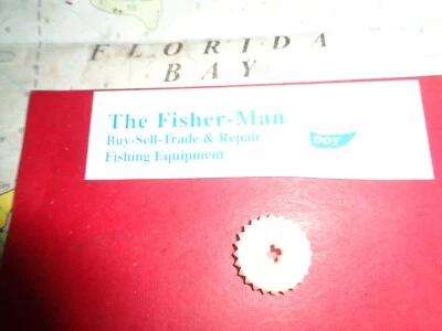 PIEZA DE ARRASTRE DE PLÁSTICO EMBAJADOR 54 Y 154 DE 1981 NUEVA PIEZA DE CARRETE EMBAJADOR 11458 Foto 1 de 4