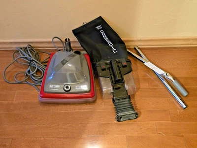 Sanitaire SC689 Tipo A-3 Motor & Kit Bolsa Taza Sucia, Mango DOBLADO, Sin Portacables Foto 1 de 4