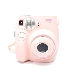 Fotocamera Fujifilm Instax Mini 7s rosa chiaro - manca il coperchio batteria - Foto 1 di 6