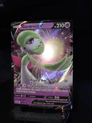 Gardevoir V - SWSH105 - Pokemon Sword & Shield Promo Ultra Rare Holo Card NM - Image 1 of 3