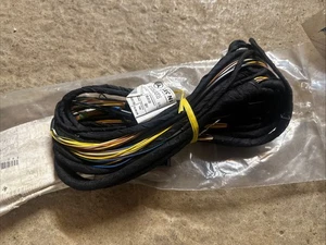 NEW OEM MERCEDES R230 SL 63 AMG Parktronic Wiring Harness Cable NOS - Picture 1 of 2
