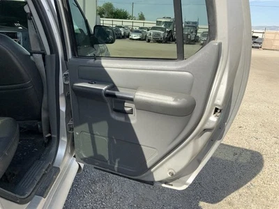 OEM EXPLORER  2005 Door Trim Panel Rear 1359728 Foto 1 de 4