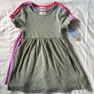 Cat & Jack Girl’s 4T Short Sleeve Dresses THREE PACK LOT NEW WITH TAGS - Picture 1 of 9