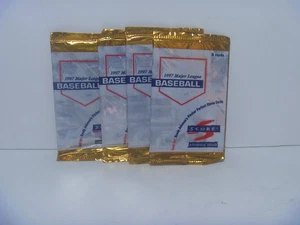 1997 Score Baseball Lot 4 Packs Gold - Picture 1 of 3