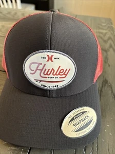 Hurley Surf Co. Beach Break Truckermütze schwarz rot neu mit Etikett Druckknopflasche - Bild 1 von 4