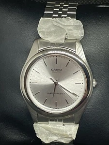 Reloj Hombre Casio 1330 MTP-1129 Vintage Cuarzo NUEVO Raro Encontrar - Imagen 1 de 11