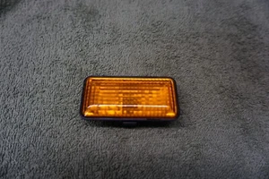 Indicatore direzione Hella per Seat Vento Ibiza VW Cordoba 1H5 1H1 Golf 3 1H2 - Foto 1 di 3