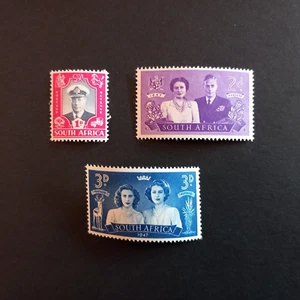 COLONIE INGLESI - SOUTH AFRICA 1947/ ROYAL VISIT, SERIE DI 3 VAL. INTEGRI MNH** - Imagen 1 de 2