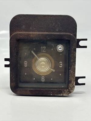 Chrysler Windsor New Yorker Borg 1951 accesorio reloj ciudad y condado + imperial Foto 1 de 4