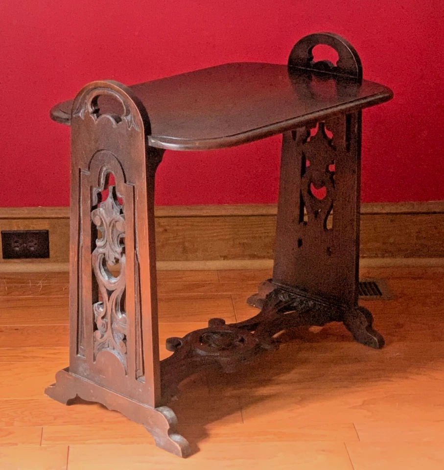 MOBÍLIA ANTIGA VITALÍCIA Michigan MESA CAVALETE JACOBINA CARVALHO Pickup Local NC - Imagem 1 de 4