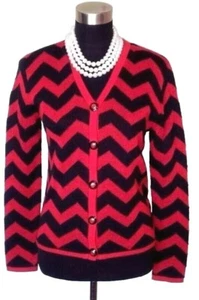 Dylani Strickjacke Gr. S Pullover Cardigan Strick schwarz rot Chevron Print Santana - Bild 1 von 5