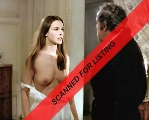 FOTO #8932 de ramo de carole de niña James Bond desnuda solo para tus ojos - Imagen 1 de 1
