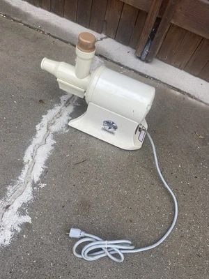 Exprimidor Champion G5-NG-853S The World’s Finest Model Heavy Duty FUNCIONA Foto 1 de 4