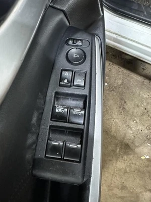 10 11 12 13 14 15 HONDA CROSSTOUR Door Switch Front - Image 1 of 3