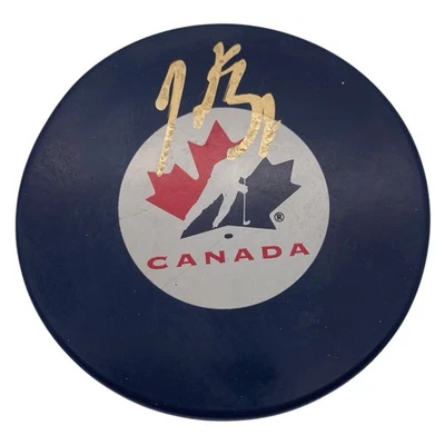 Disco de hockey firmado por Patrice Bergeron equipo Canadá logotipo Beckett Boston Bruins Foto 1 de 2