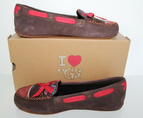UGG Australia 1006199 BR 7 Donna I Heart Belle Pantofole Scarpe Piatte Marroni 7
