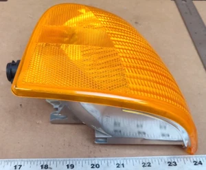 HELLA Right-Side Turn Signal Amber Light Assembly PN 16-04887R - Picture 1 of 9