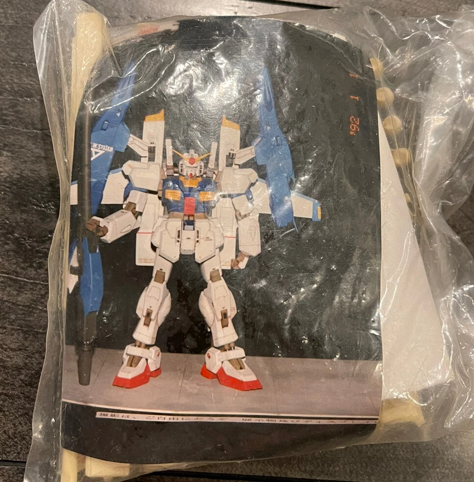 Super Gundam mk II 1/144 Scale Resin Recast Kit - Image 1 of 1
