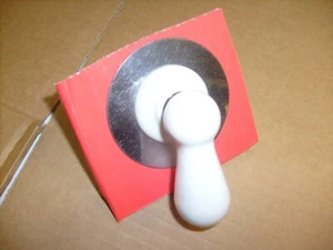 Vintage Porcelain Sink Tub Hot or Cold Water Faucet Handle Knob - Picture 1 of 8