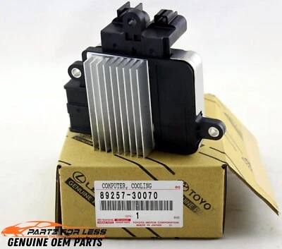 89257-30070 TOYOTA ORDENADOR ORIGINAL, VENTILADOR DE REFRIGERACIÓN 8925730070 NUEVO OEM Foto 1 de 3