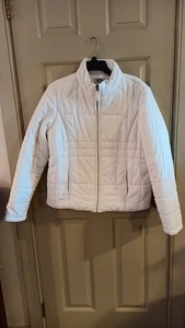 Women's Athletic Works White Puffer Jacket Size Large - Picture 1 of 3