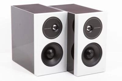 Definitive Technology Demand D9 speakers, matching stands, original packaging - Image 1 of 4