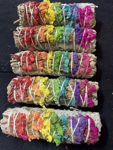 X2 Californian White Sage/Rainbow 7 Chakras Sinuata Flowers Bundle Smudge Sticks - Picture 1 of 2