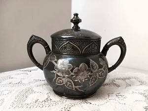  Vtg W.M. Rogers Quadruple Plate Silver Plate Double-Handled Lidded Sugar Bowl - Picture 1 of 11