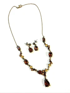 Beautiful Amber Colored Necklace Earring Set Avon NWT - Picture 1 of 7