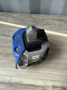 2023-2025 BMW M2 G87 RWD 3.0L FRONT RIGHT ENGINE MOTOR SUPPORT MOUNT 9503432 OEM - Picture 1 of 3