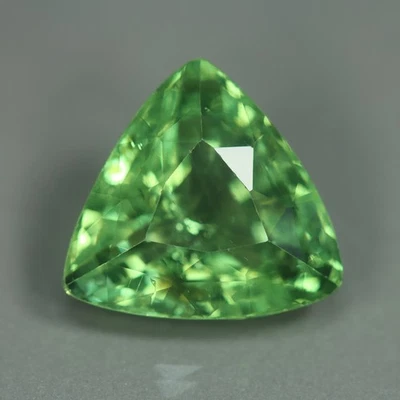 6,86 Cts_¡Deslumbrante!! Mejor Color_100% Natural Sin Calentar Verde Apatita_Brasil Foto 1 de 3