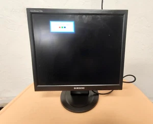 Samsung SyncMaster 710N W MJI7ASKB 15 Inch LCD Monitor Black. - Picture 1 of 13