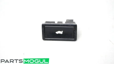 04-10 奥迪 A8L A8 Q7 Quattro 后备箱启动盖打开开关按钮 3D0959831C 原始设备制造商 — 第 1/4 张图片