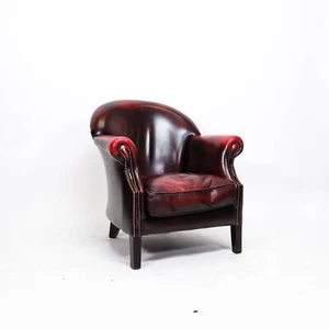 Originale Chesterfield Lounge Poltrona Oxblood Pelle Sigaro Vintage Rosso Alto - Foto 1 di 9