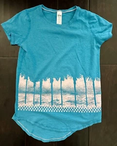 Ivivva By Lululemon SS Girls Aqua Blue Palm Trees Asymmetrical Hem Top 7 - Picture 1 of 2