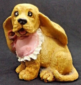Perro cachorro rubio Cocker Spaniel con pañuelo malva arco rojo con puntos - Imagen 1 de 11