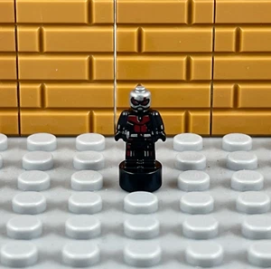 LEGO Marvel MCU AVENGERS: ENDGAME ANT-MAN MICRO Minifigura Genuina NUEVO - Imagen 1 de 2