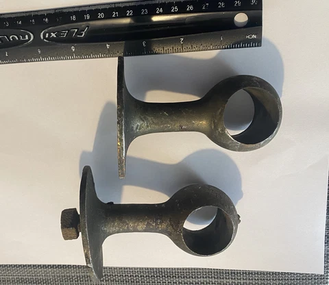 VINTAGE HEAVY METAL INDUSTRIAL MOUNT TOWEL BAR -CURTAIN ROD -HARDWARE LOOK! Cover