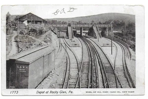 Depot at Rocky Glen, Pa - Picture 1 of 2