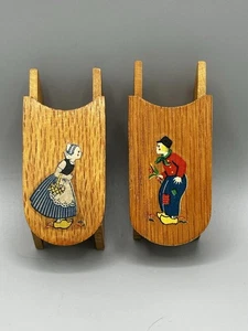 Vintage Netherlands, Wooden Sled Salt and Pepper Shakers - Picture 1 of 5