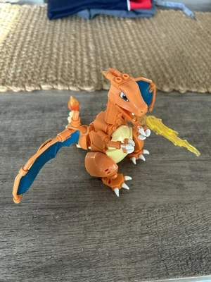 Mega Construx Bloks Pokemon Charizard - Image 1 of 3