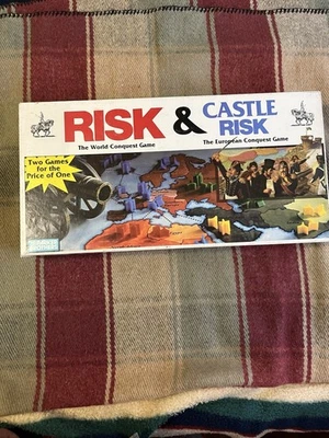 Risk and Castle Risk Board Game. COMPLETE 1990 By Parker Brothers - Image 1 of 4