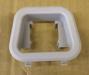 NUEVO OEM GENUINO 2019-2025 VOLVO XC60 soporte de gancho de amarre 39838516 - Imagen 1 de 4