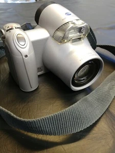 Konica Minolta DiMAGE Z10 3.2MP Digital Camera - Silver - Picture 1 of 5