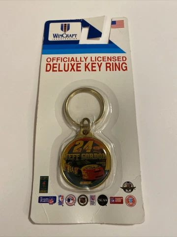 VINTAGE NEW OLD STOCK JEFF GORDON KEYCHAIN!!! Cover