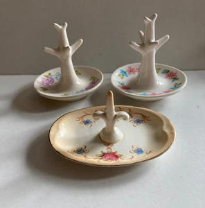 3 x Vintage Pottery/Ceramic RING HOLDERS (Toni Raymond/Crown Ducal) - Picture 1 of 11